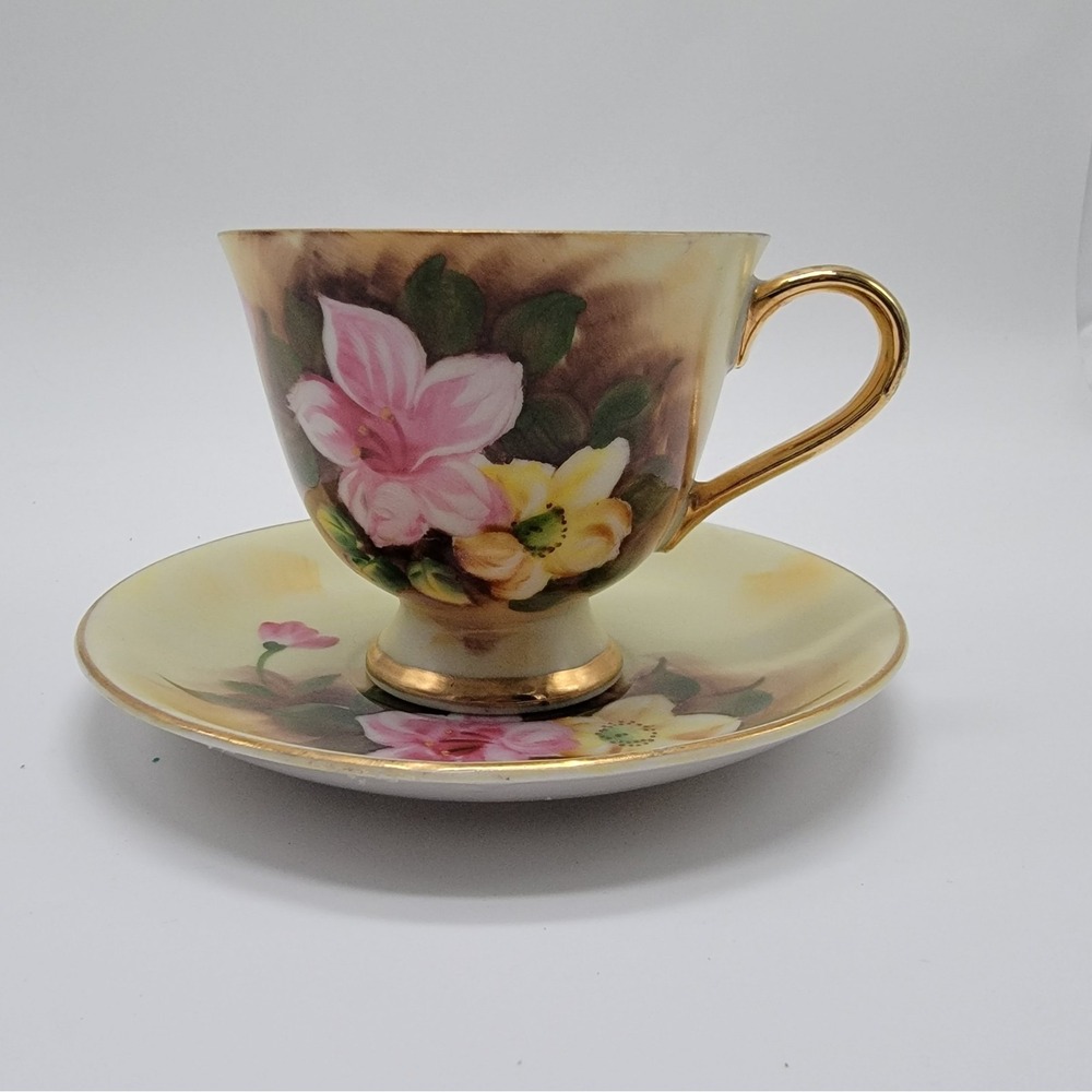 Vtg Enesco Floral Pedestal Cup & Saucer Set Gold Trim Accents Hand Painted E1432 - Picture 4 of 13